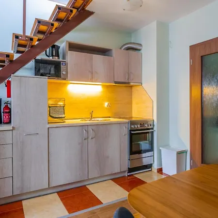 The Eyrie 1-bd Lovely Maisonette By Flat Mаnager *