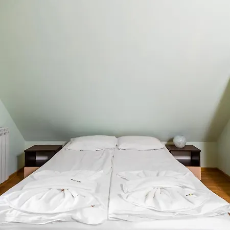 Apartamento The Eyrie 1-bd Lovely Maisonette By Flat Mаnager *